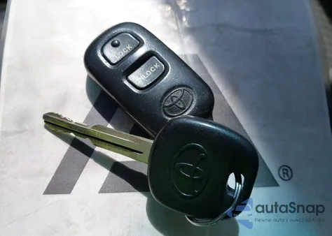 2007 Toyota Corolla S из США, поврежденный, VIN 1NXBR32E07Z823549